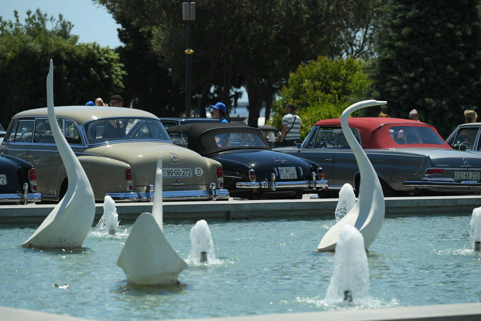 First day of classic and high-speed ​​car festival concludes in Baku (PHOTO/VIDEO)