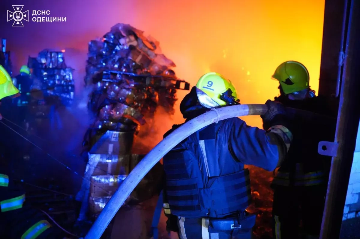 Russia launches overnight drone attack on Odesa PHOTO