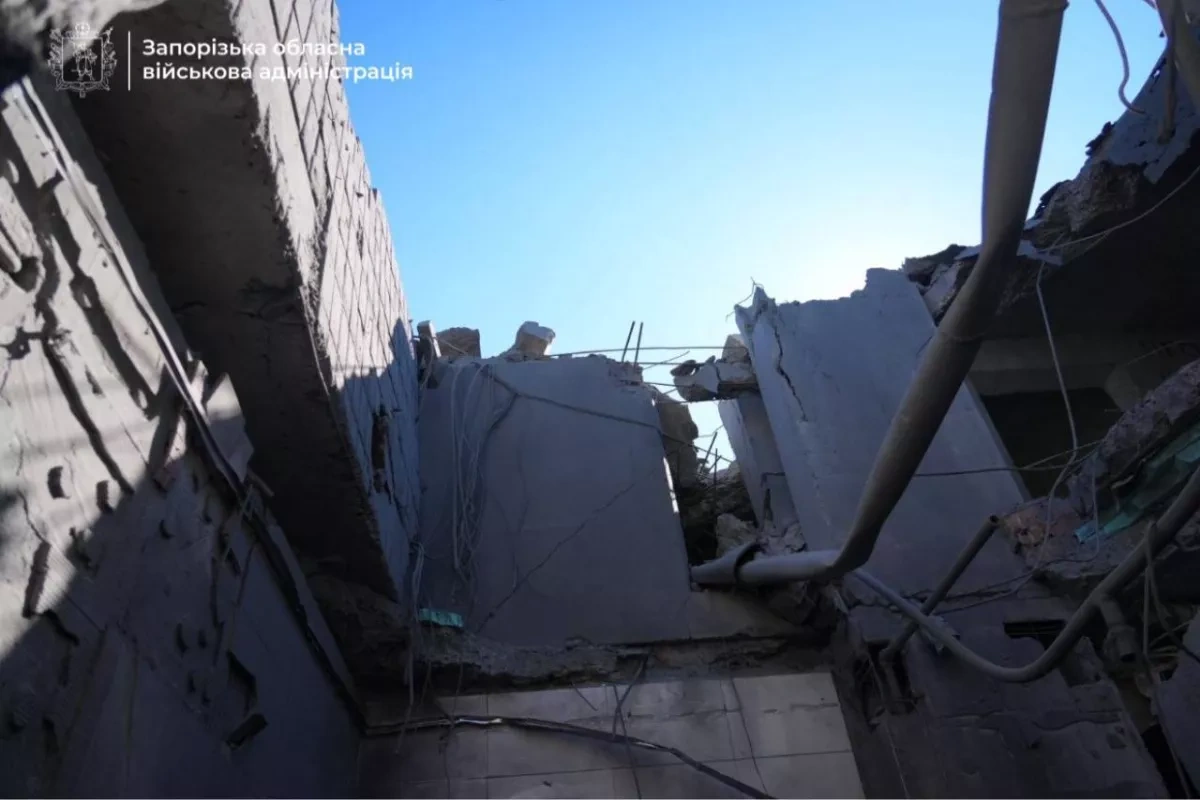 Russian airstrike on Zaporizhzhia injures six, including child PHOTO/VIDEO