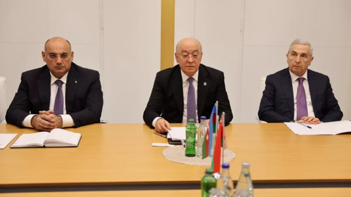 Azerbaijan, Belarus discuss construction, safety cooperation on WUF13 sidelines PHOTO