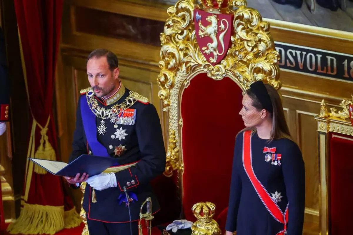 King Haakon VIII takes oath as Norway’s new monarch