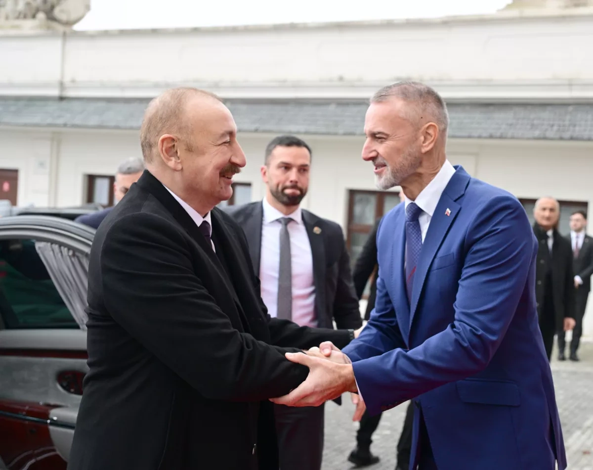 Azerbaijani president holds one-on-one, expanded meetings with Speaker of Slovak National Council PHOTO
