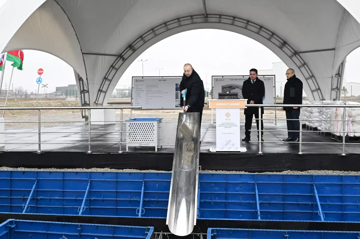 Azerbaijani president lays foundation stone for polypropylene, laminated bag plant Photo