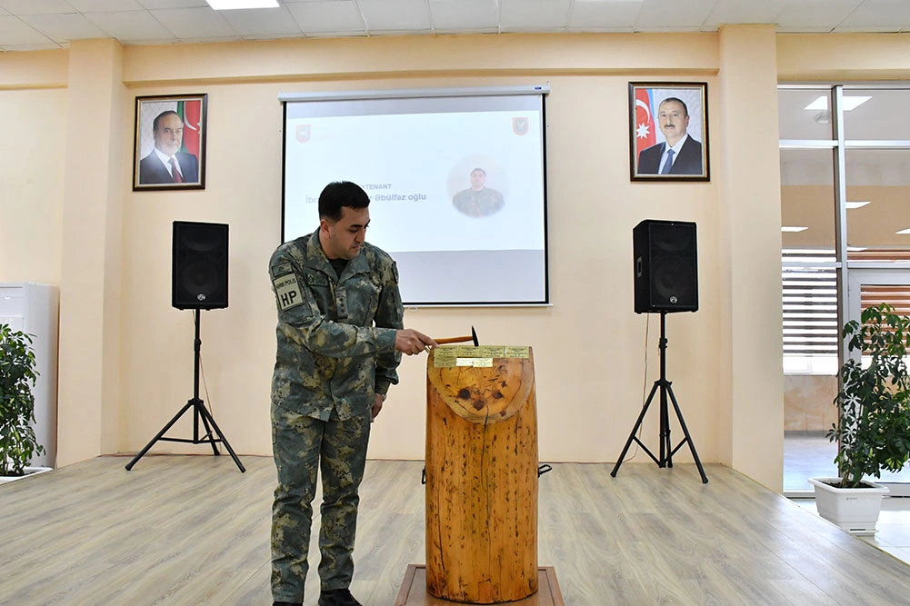 Azerbaijan Army holds officer development course graduation ceremony (PHOTO)