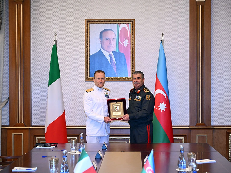 Azerbaijan and Italy discuss defense cooperation prospects