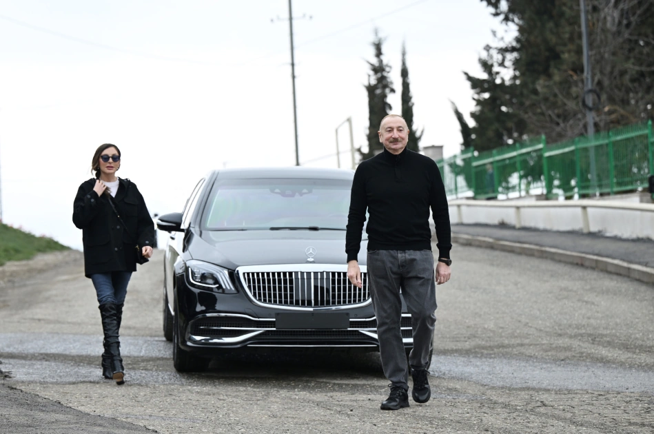 President Ilham Aliyev, First Lady Mehriban Aliyeva inspect restoration of individual houses and infrastructure in Khanoba village of Khojavend (PHOTO)
