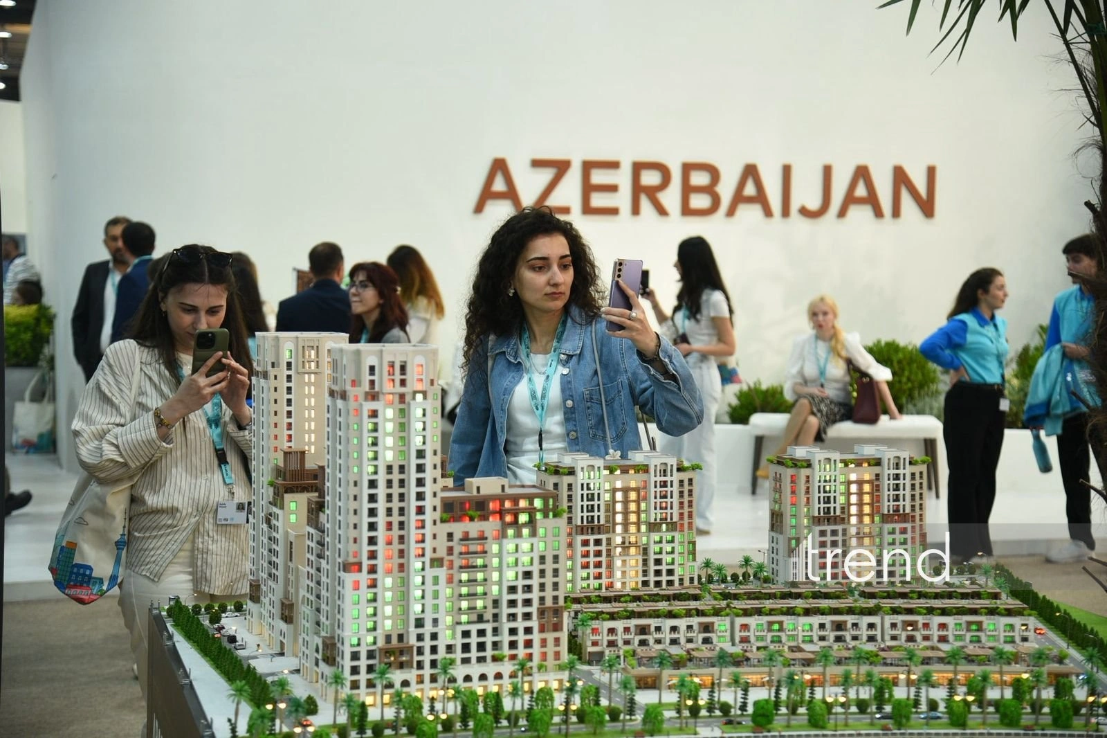 Sea Breeze pavilion drew major international interest at concluded WUF13 in Baku (PHOTO)