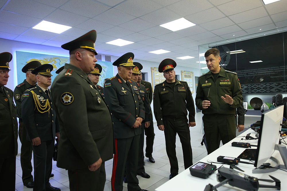 Chief of General Staff of Azerbaijan Army arrives on official visit to Belarus (PHOTO)