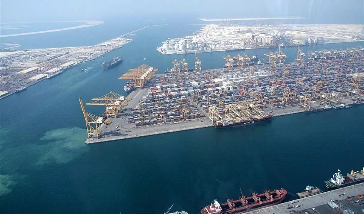 FT: Hormuz conflict puts Dubai’s global trading hub under pressure