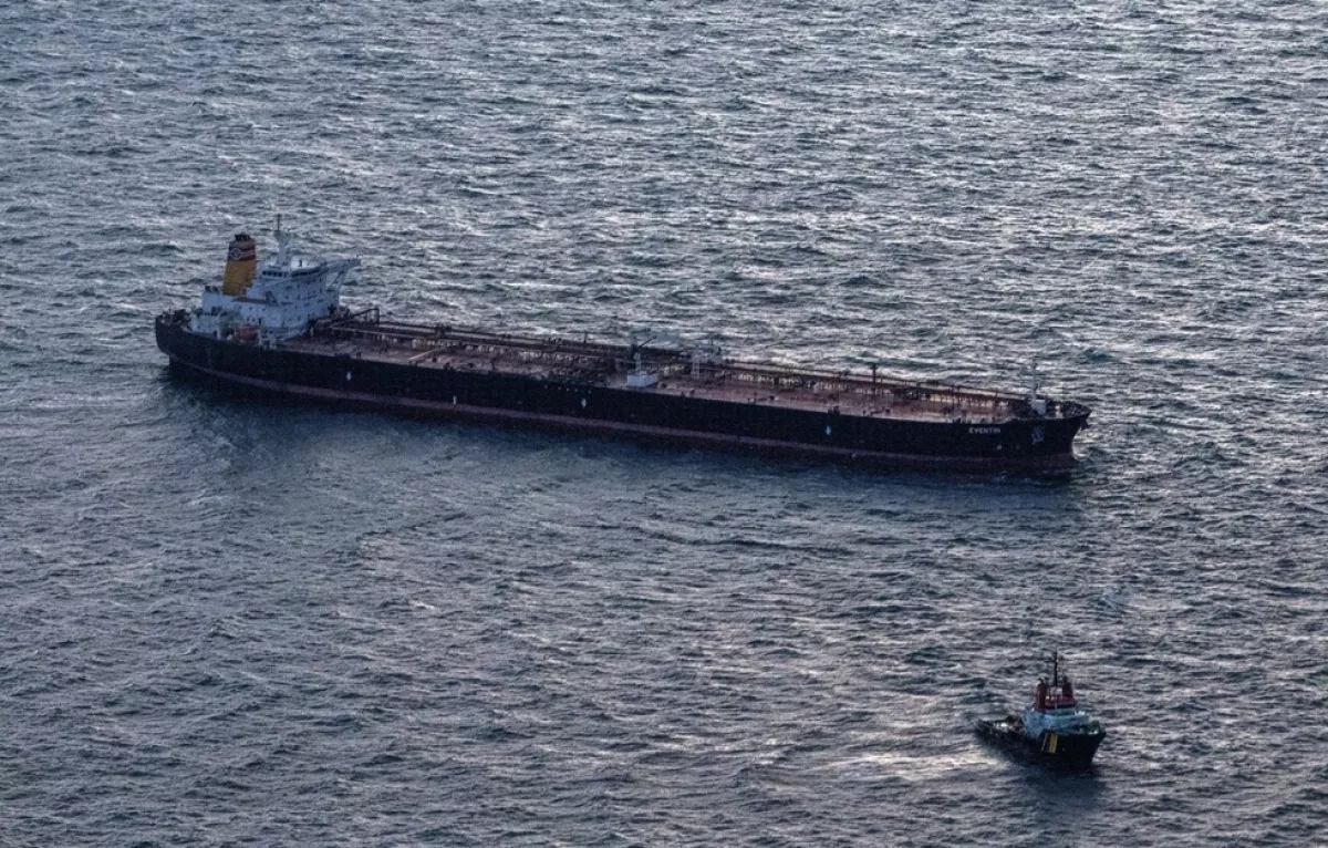 Russian "shadow fleet" tanker crippled in Ukraine drone strike video