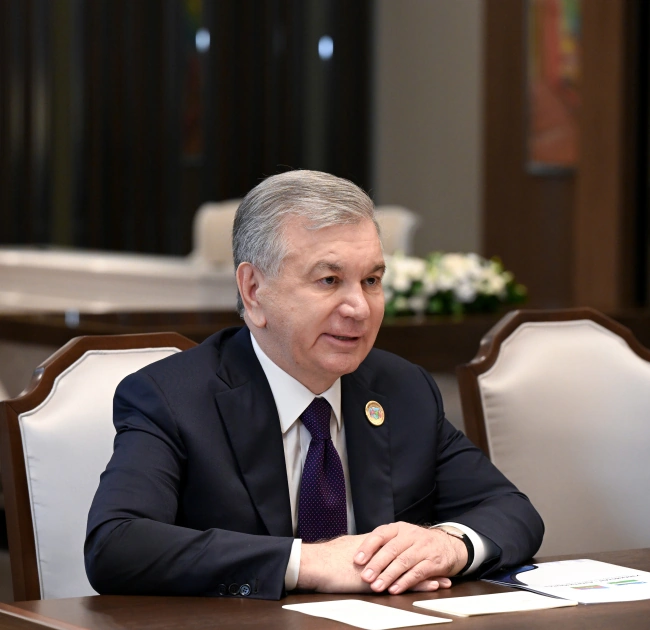 President Ilham Aliyev meets with President of Uzbekistan (PHOTO)