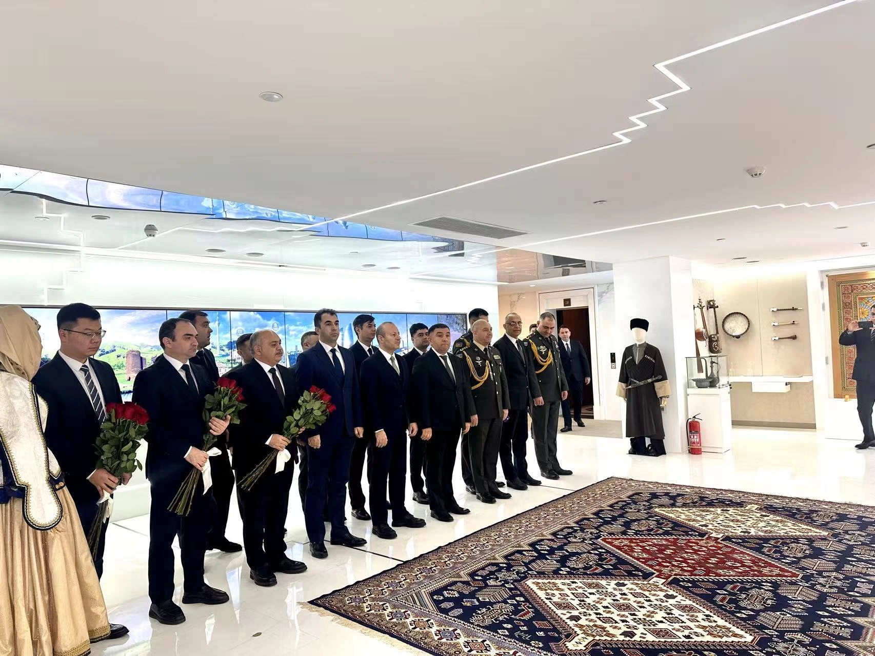 Azerbaijan commemorates National Leader Heydar Aliyev with charity event in China (PHOTO)