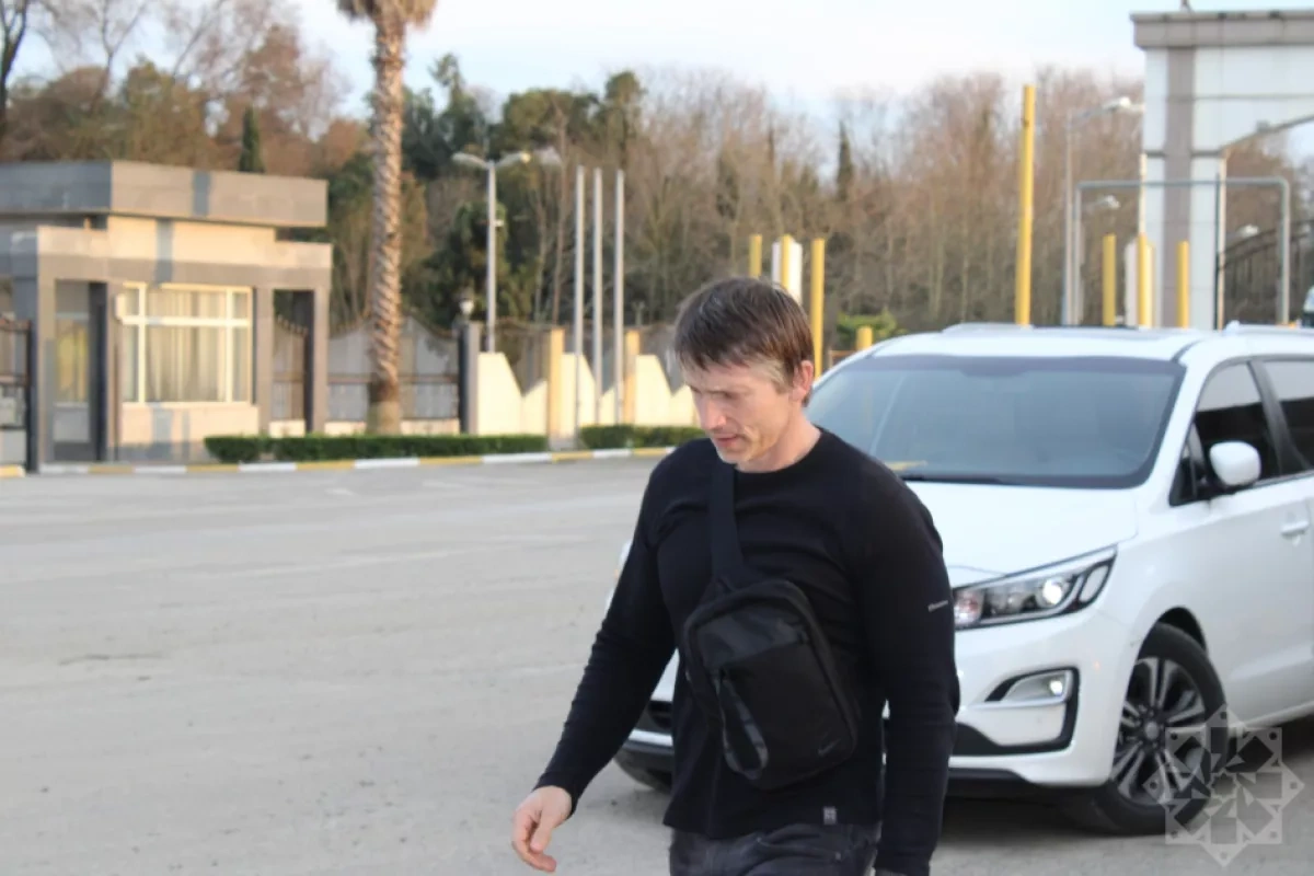 Swedish, Czech diplomats evacuated from Iran via Azerbaijan Photo