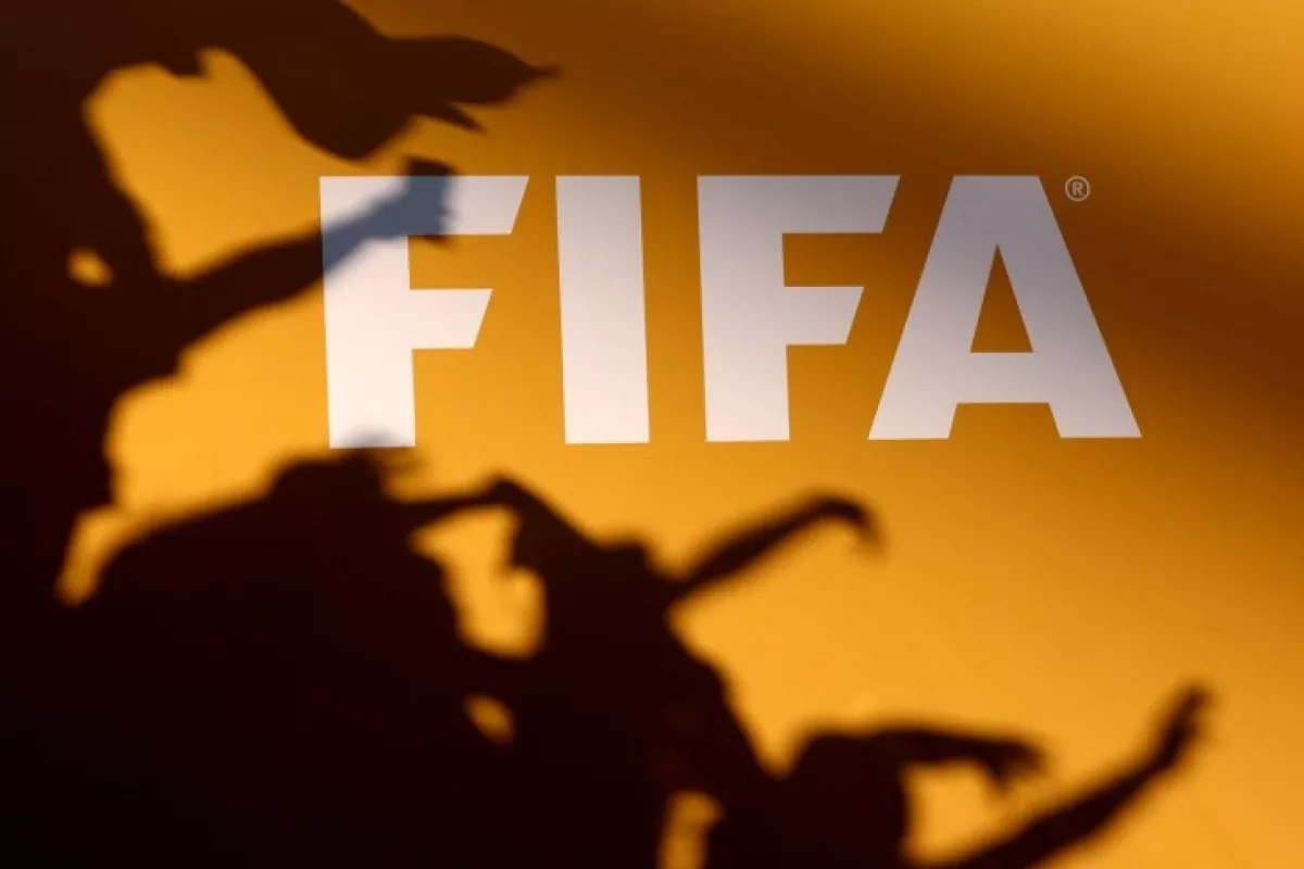 Football borders break: FIFA considers one overseas league game rule