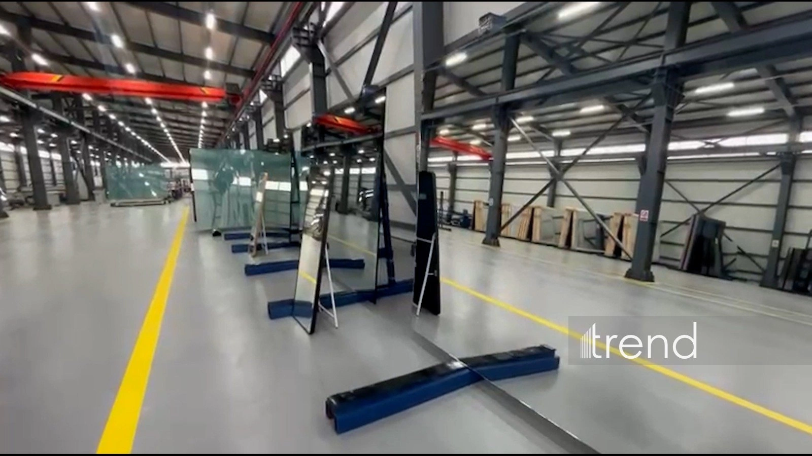 Azerbaijan reveals upcoming mirror production capacity at its new plant (PHOTO/VIDEO)