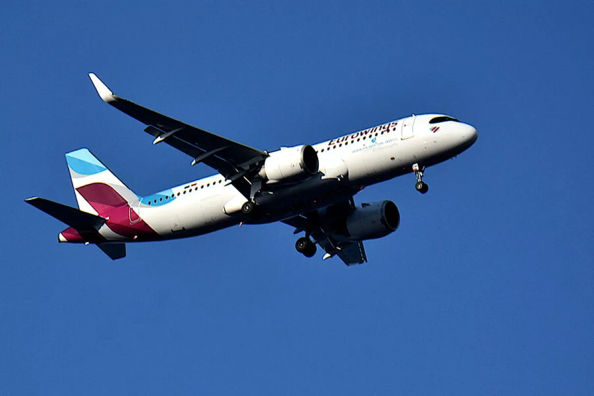 Eurowings flight makes emergency landing in Hamburg