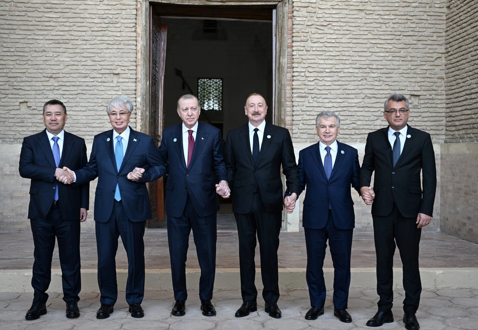Post about President Ilham Aliyev’s attendance at OTS informal summit published on his social media (PHOTO)