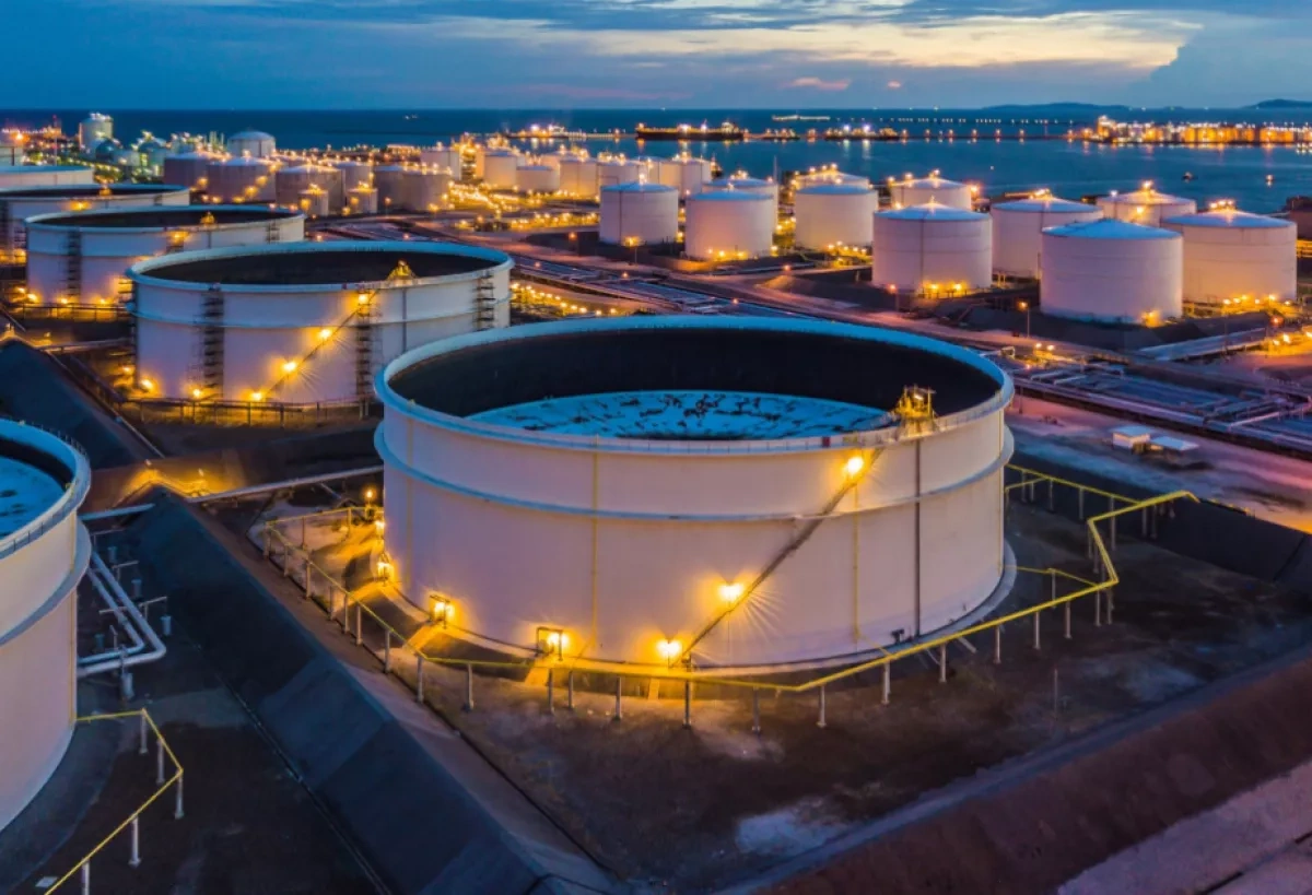 International Energy Agency warns oil stocks down to few weeks amid Iran conflict