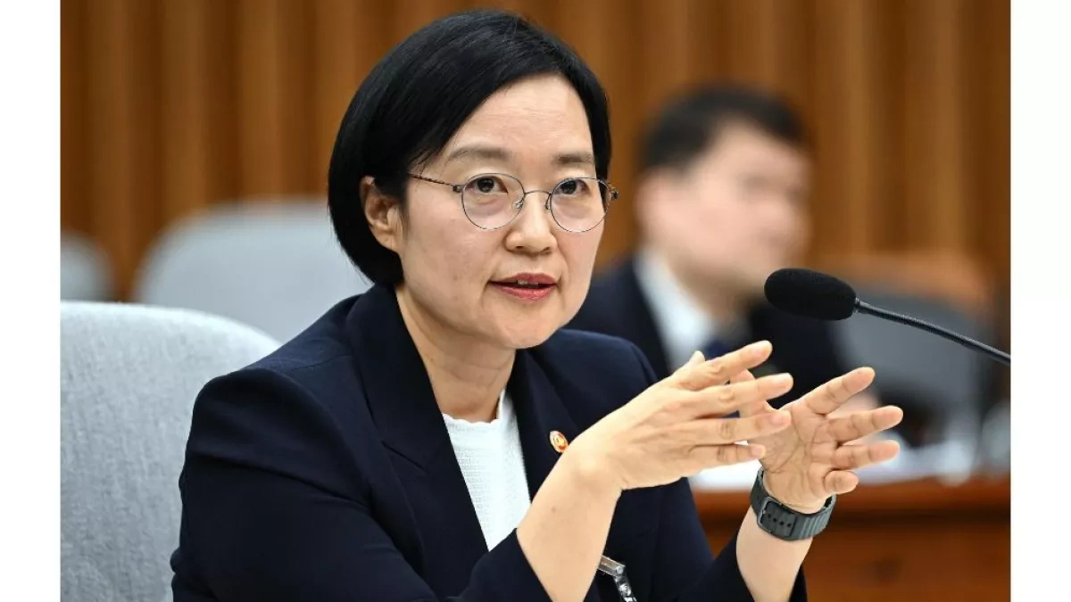 South Korea aims to become one of world's top five exporters, PM says