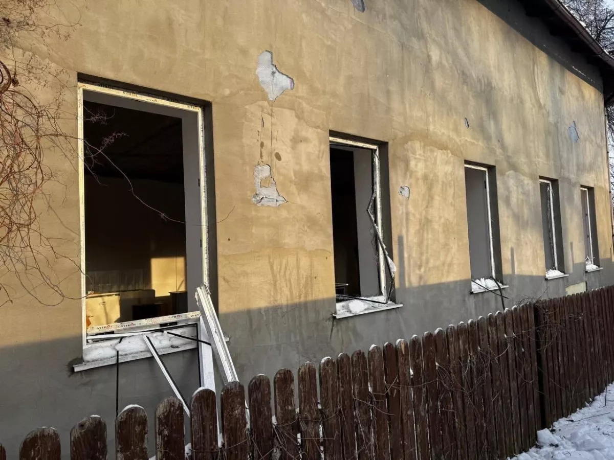 Over 50 Russian attacks rock Ukraine's Chernihiv in 24 hours PHOTO