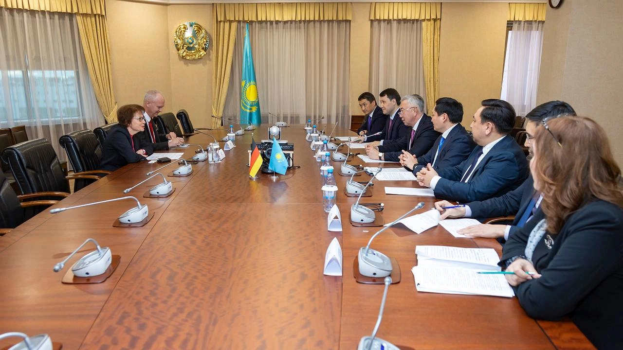 Kazakhstan, Germany discuss industrial cooperation, transport corridors