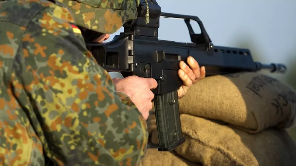 Germany to assess youth for military service at new centres