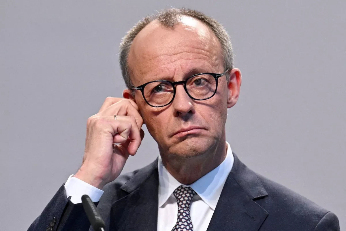 German chancellor faces backlash over proposal to expel Syrian refugees
