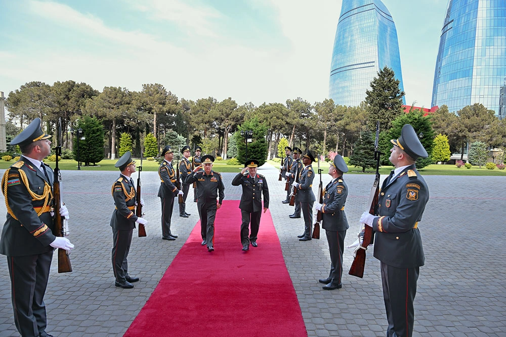 Turkish Land Forces Commander pays official visit to Azerbaijan (PHOTO)