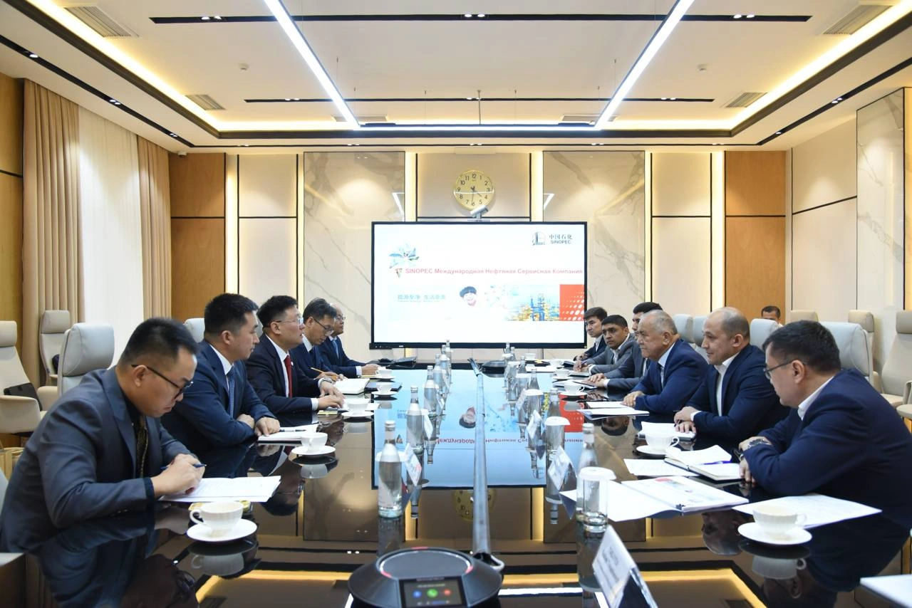 Uzbekneftgaz, China's Sinopec expand drilling and oil refining