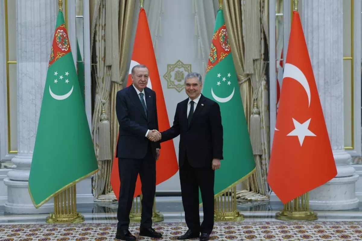 Turkish President meets Turkmen leader ahead of peace, security forum