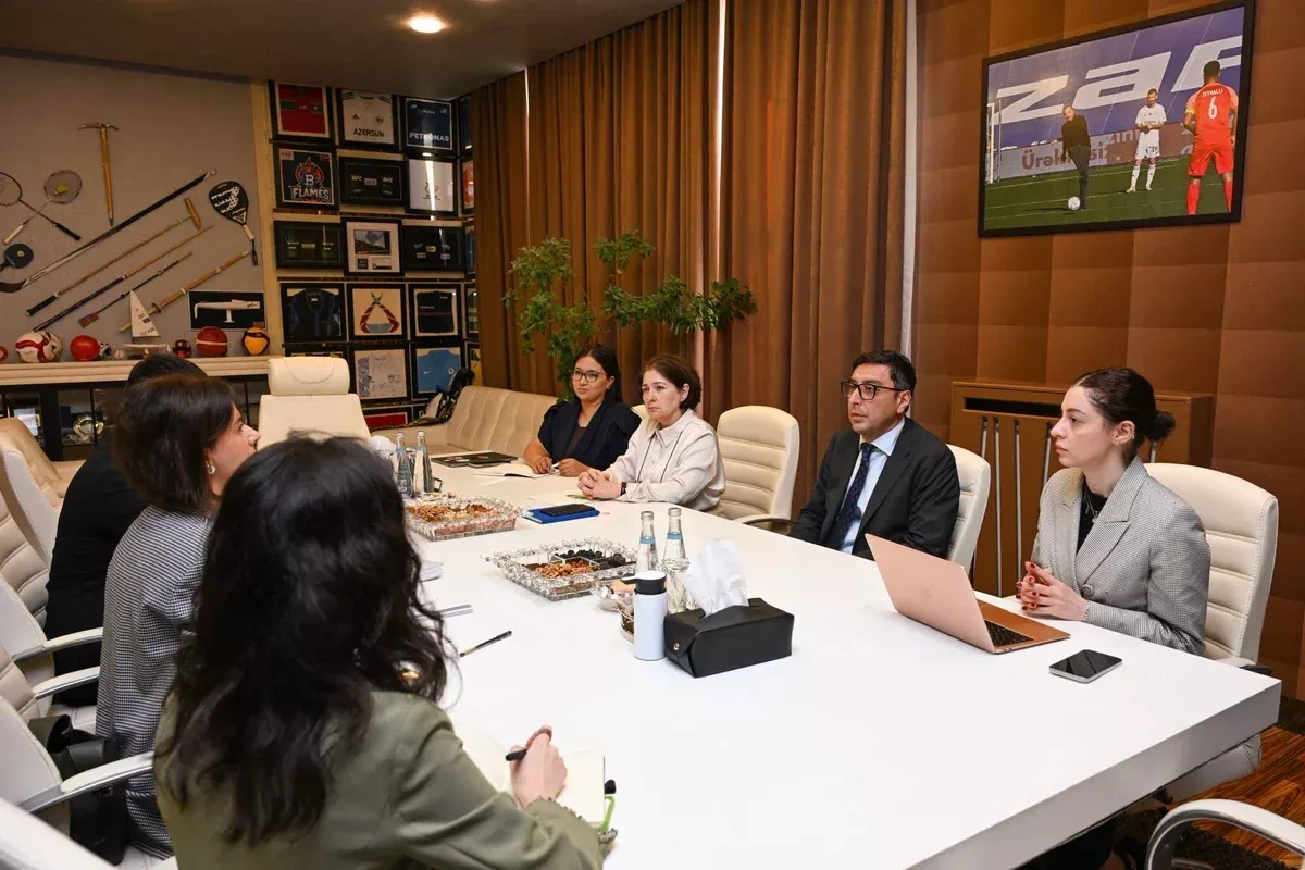 Azerbaijan, CECECO explore opportunities for closer youth cooperation PHOTO
