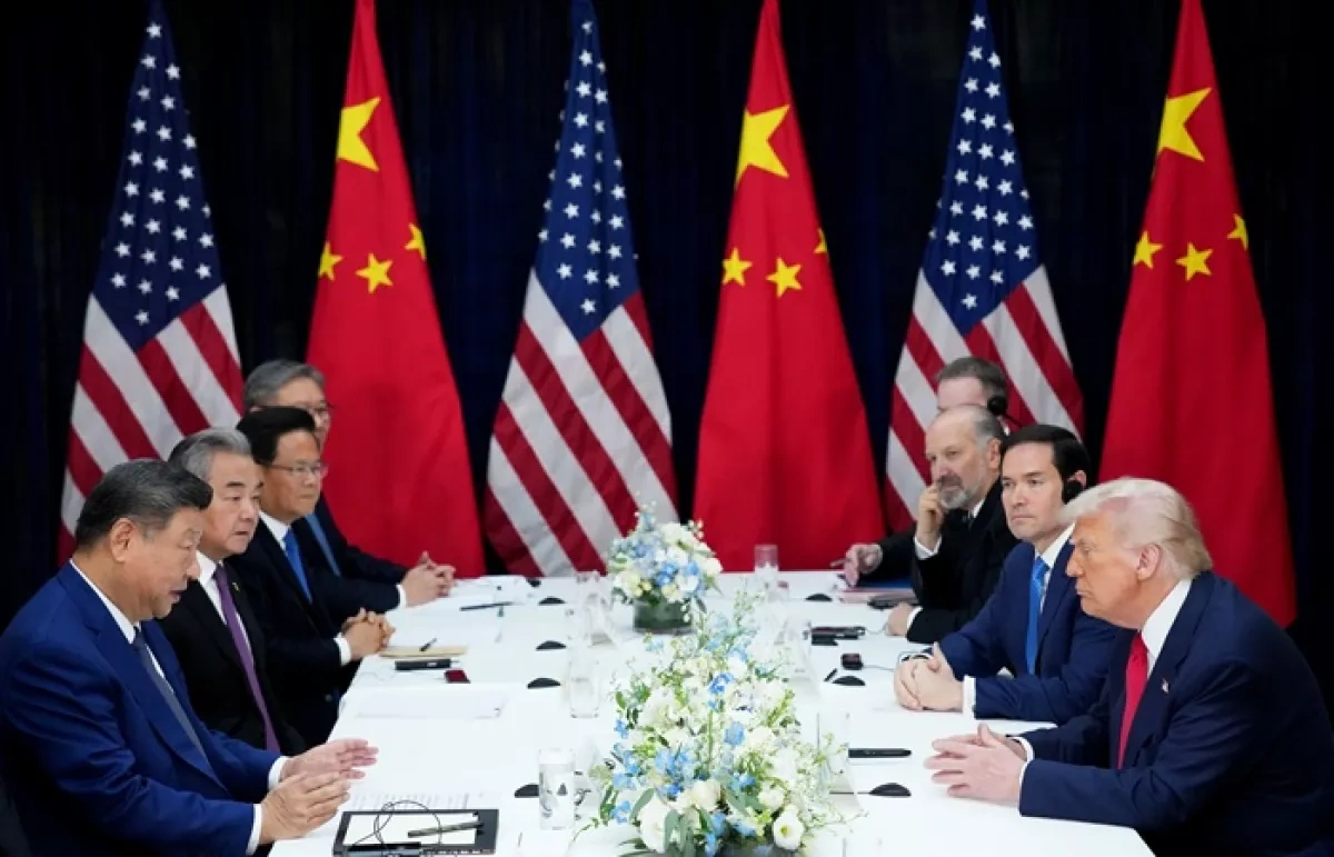 Trump and Xi Jinping begin expanded talks at White House