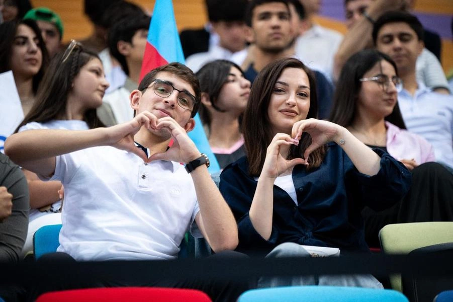 Azerbaijani gymnasts reach World Cup finals (PHOTO)