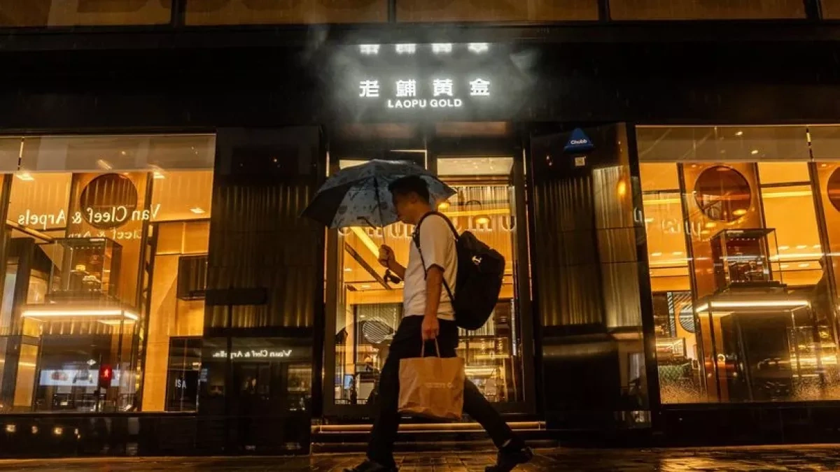 China’s home-grown luxury labels challenge Western giants