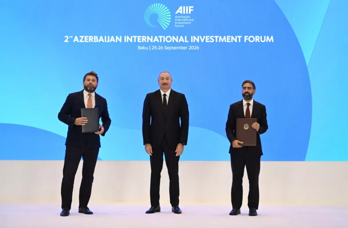 Azerbaijan investment forum sees exchange of newly signed documents PHOTO