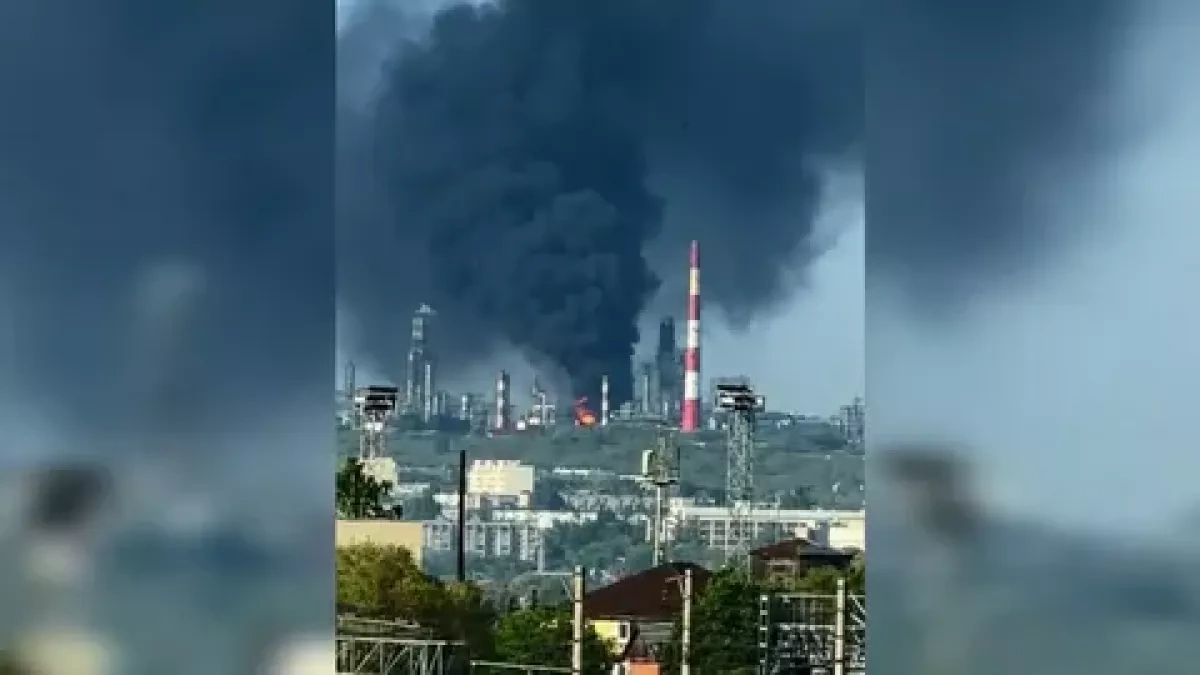Governor confirms fatalities after UAV attack on Russia's Syzran oil facility PHOTO