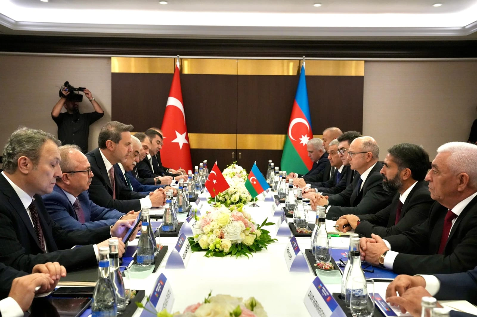 Azerbaijan, Türkiye discuss energy cooperation (PHOTO)