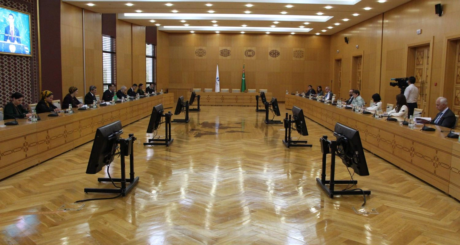 Turkmenistan, EBRD discuss Trans-Caspian Corridor projects