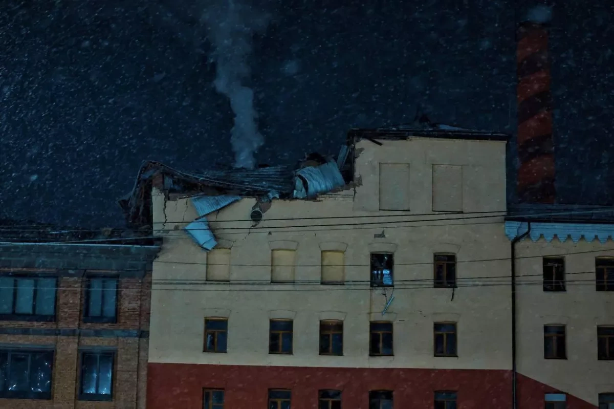 Nearly 6,000 Kyiv homes left without heating after Russian attack