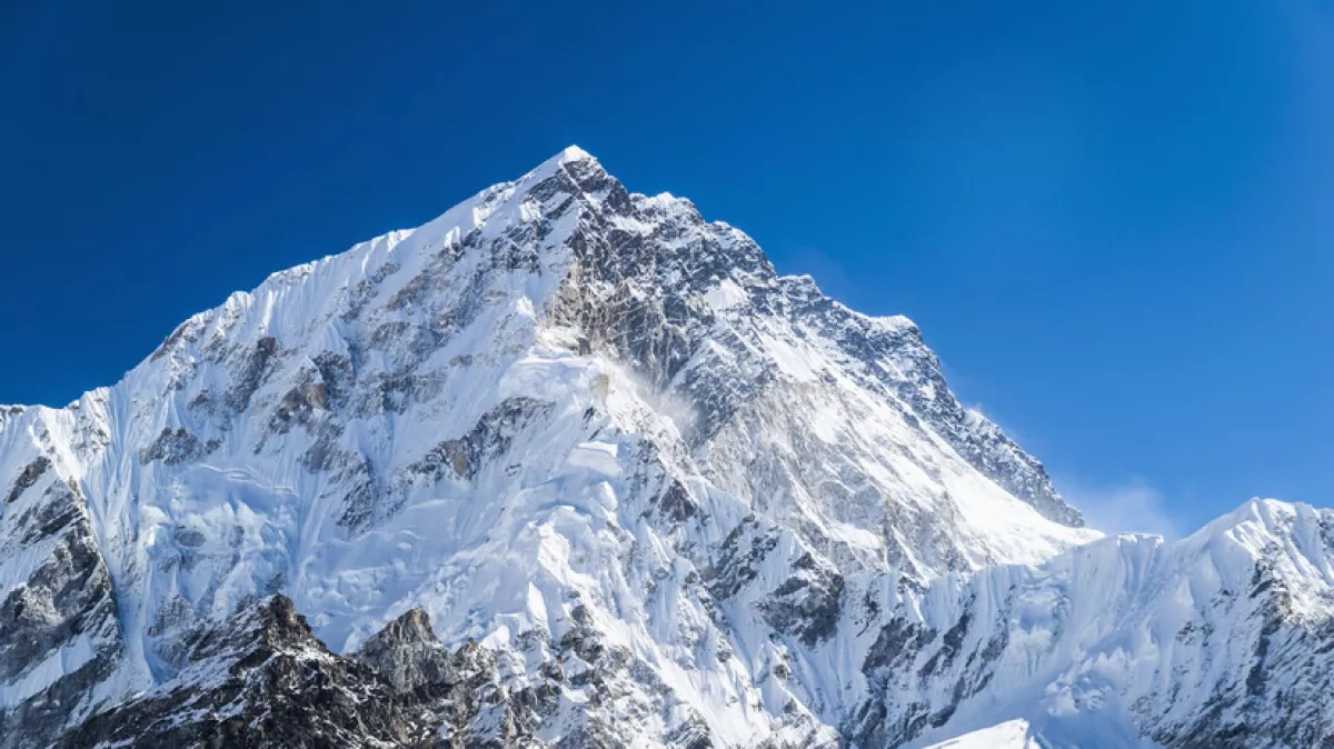 Everest summit comes with tens-of-thousands-dollar price tag