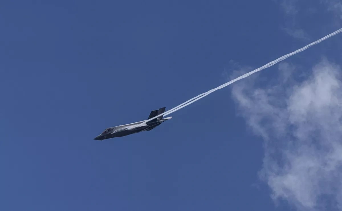 Iran launches 35th wave of retaliatory strikes on US bases, Israel