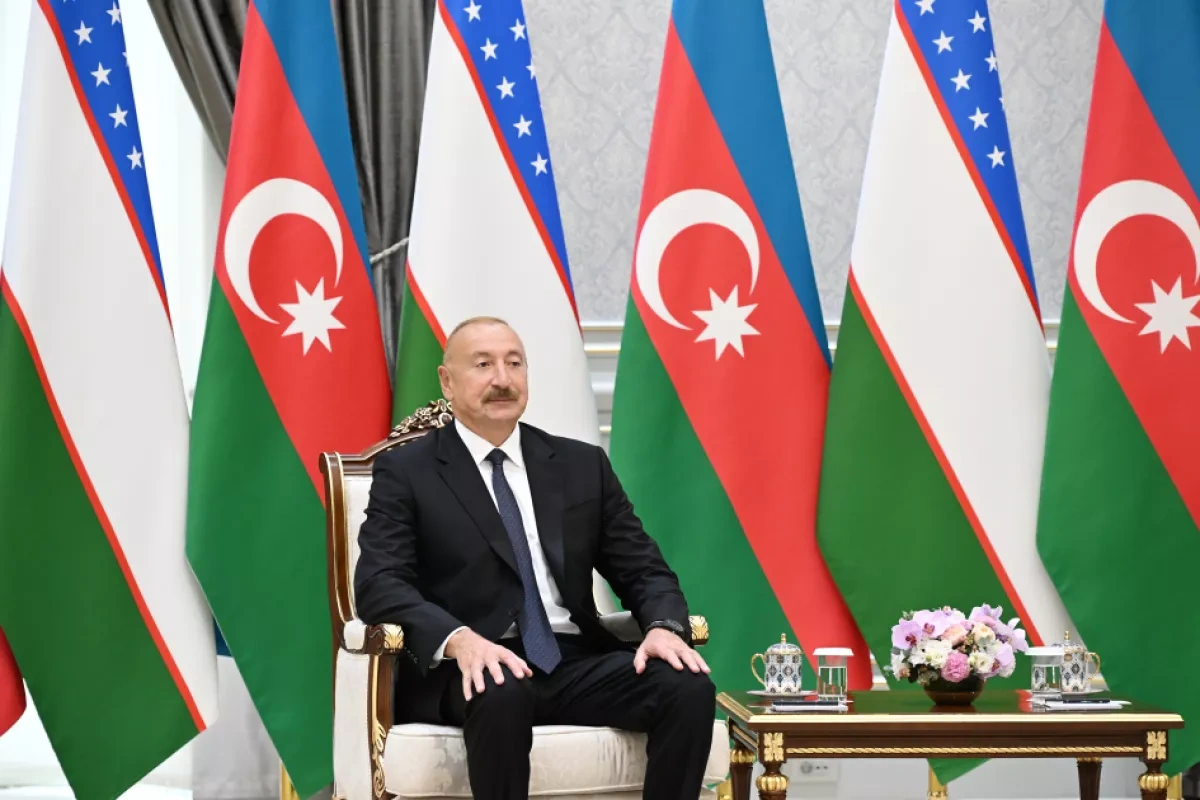 Azerbaijan’s president holds one-on-one meeting with Uzbek counterpart PHOTO
