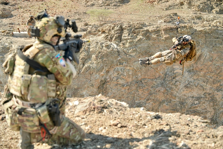 President Ilham Aliyev, and President of United Arab Emirates observe joint operational-tactical exercises 'Peace Shield - 2026' in Abu Dhabi (PHOTO)
