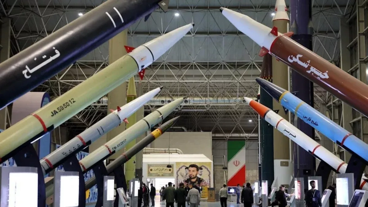 Iran’s IRGC carries out new wave of strikes on Israel, US bases