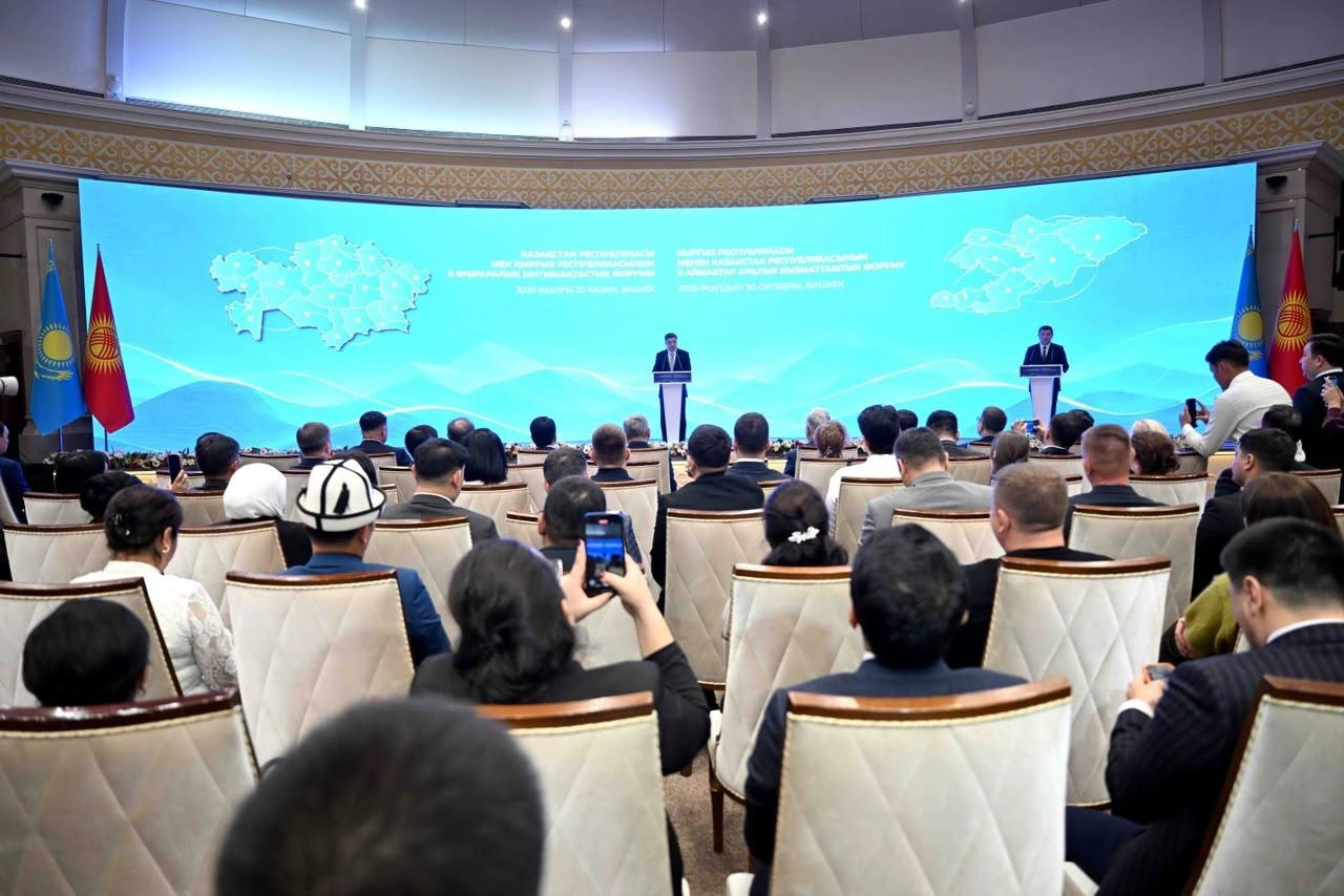 Kyrgyzstan, Kazakhstan sign 14 cooperation agreements at bilateral forum