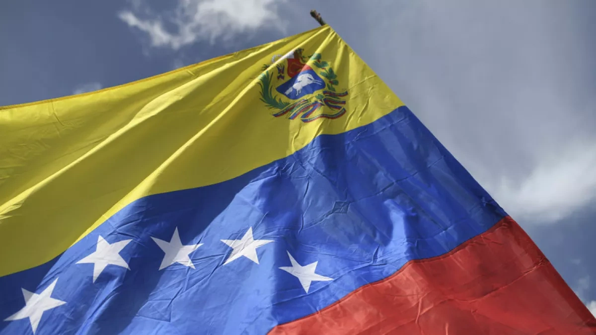 Media: Russia evacuates diplomat families from Venezuela amid Caribbean tensions