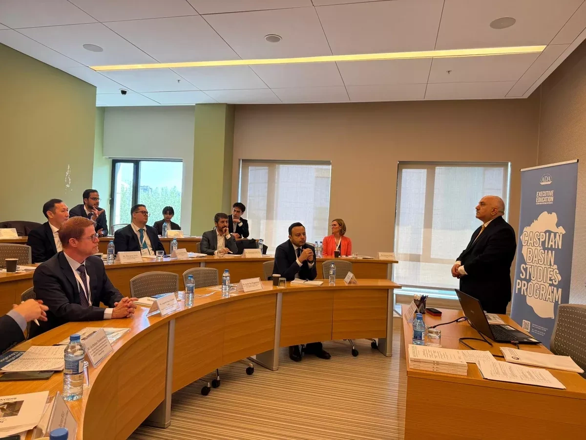 Azerbaijan details large-scale resettlement drive in briefing for foreign envoys PHOTO