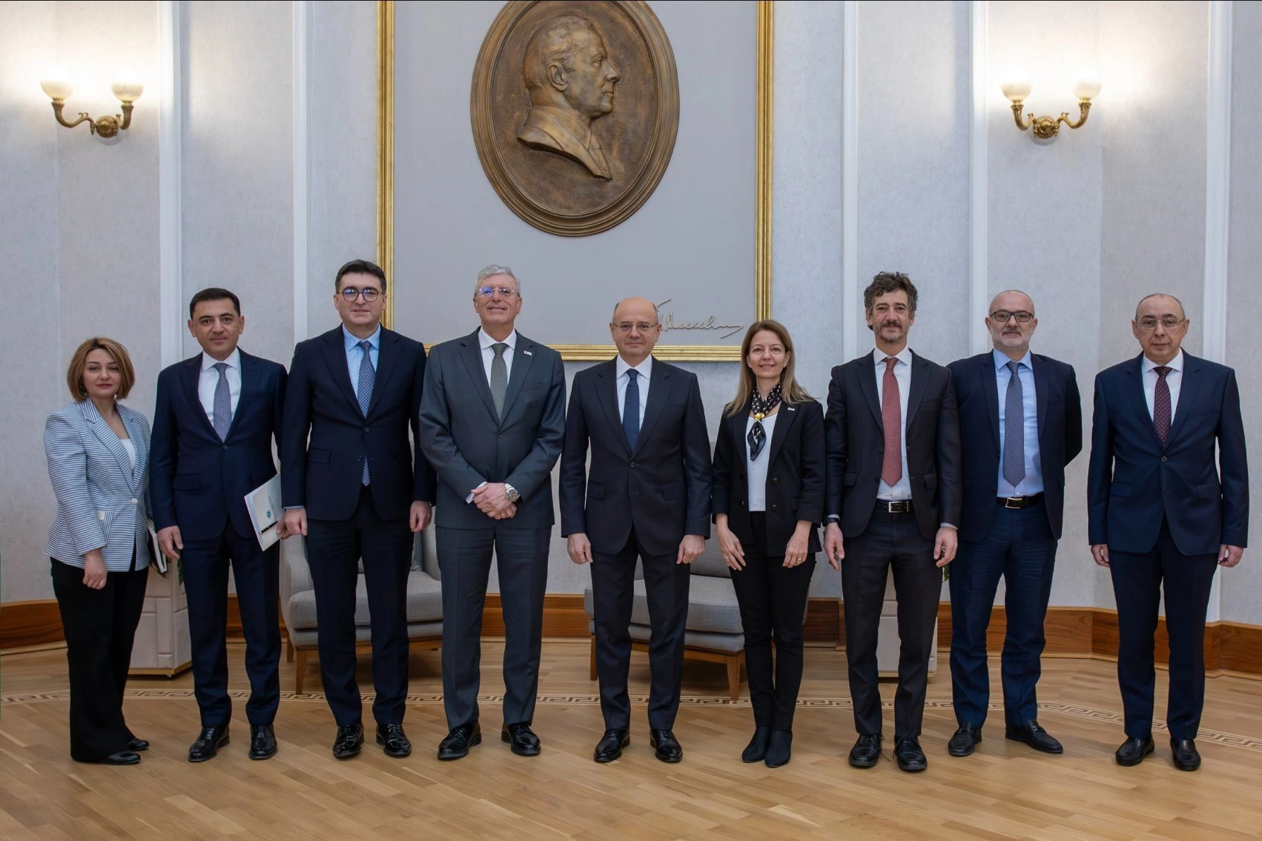 Azerbaijan, WPC Energy discuss energy cooperation and regional projects