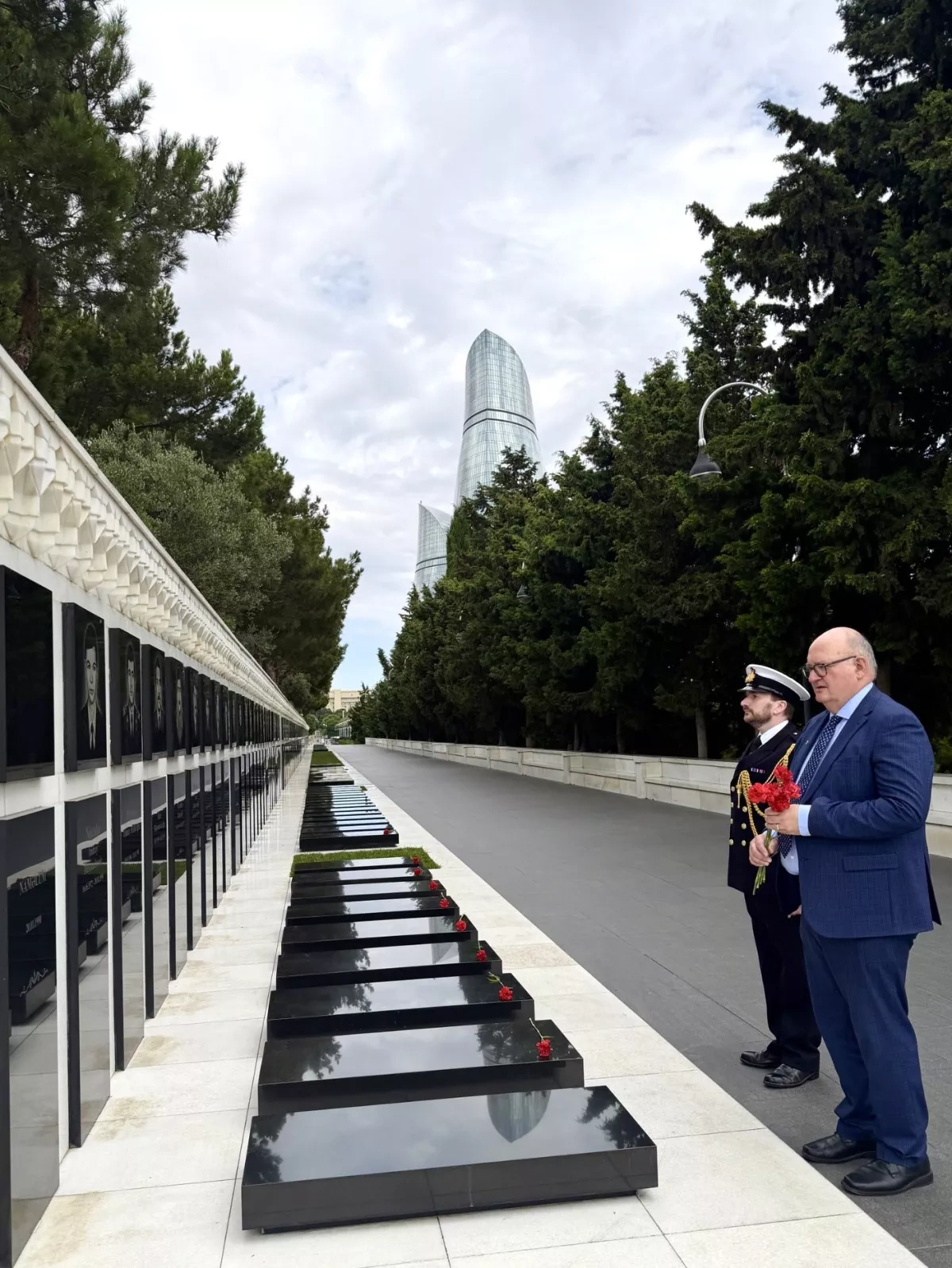 Envoy: UK highly values developing cooperation with Azerbaijan in defence sector