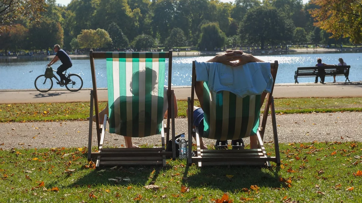 London records first rain-free month in 150 years